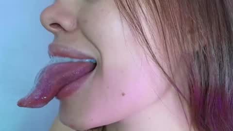 Snapshot of lisbet_21x chatting on 11-10-25, 11:04 Lisbet online show from 11-10-25, 11:04