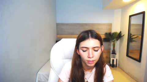 Liseth Fox online show from 12-06-24, 07:56