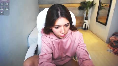 Liseth Fox online show from 12-13-24, 09:41