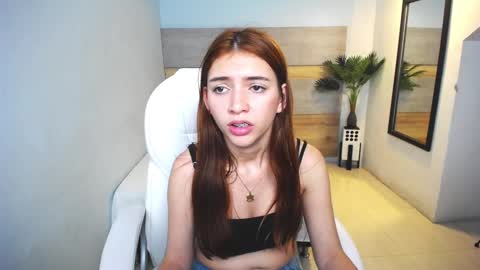 Liseth Fox online show from 01-14-25, 01:58