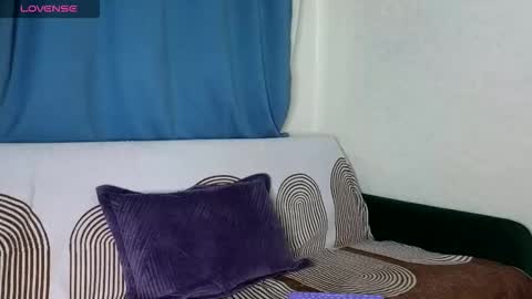 Kris Maks online show from 10-11-25, 05:17