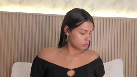 Snapshot of liss_reyes chatting on 10-05-25, 01:09 Liss online show from 10-05-25, 01:09