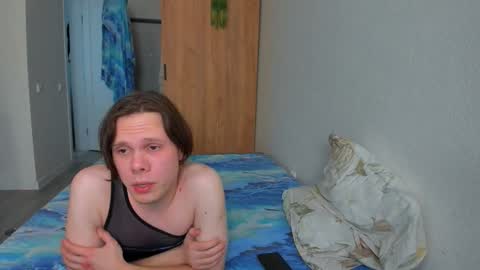 Snapshot of lissa_alfie chatting on 12-11-24, 08:07 Alfie online show from 12-11-24, 08:07