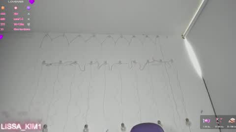 Lissa Kim  online show from 11-17-25, 01:28