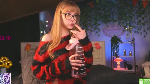 your Liza again. Next stream Dec. 1  at 2 or 3  GMT online show from 10-23-25, 05:18