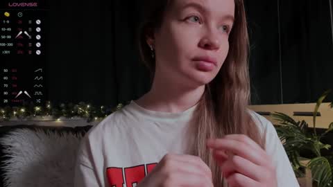 Snapshot of lissa_rose chatting on 12-07-24, 07:43 lissa_rose online show from 12-07-24, 07:43