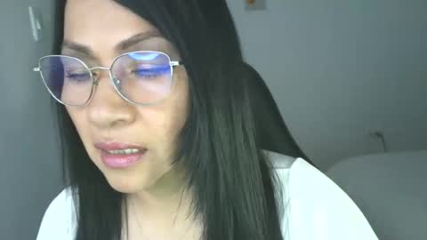 Lissafeethot online show from 10-25-25, 10:37