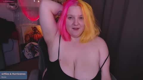 Lissa online show from 11-09-25, 01:31