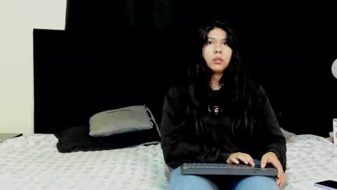 Snapshot of lissandthor chatting on 10-07-25, 10:34 Natalia and alejandro online show from 10-07-25, 10:34