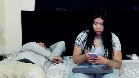 Snapshot of lissandthor chatting on 11-05-25, 11:21 Natalia and alejandro online show from 11-05-25, 11:21