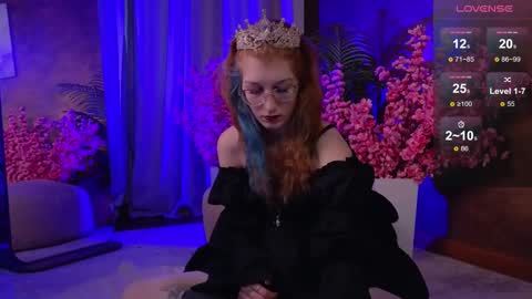 Snapshot of lissaros chatting on 10-14-25, 05:30 lissaros online show from 10-14-25, 05:30