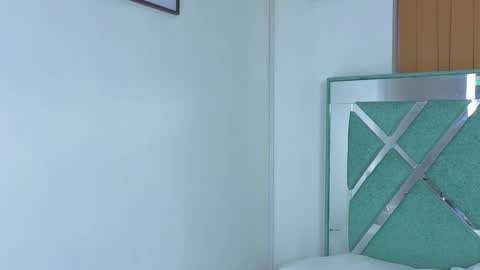 Lissa online show from 11-17-25, 07:19