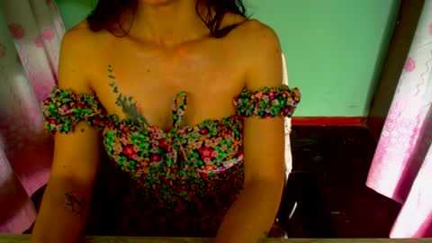 Snapshot of lisstaylor chatting on 12-23-24, 03:55 Liss online show from 12-23-24, 03:55
