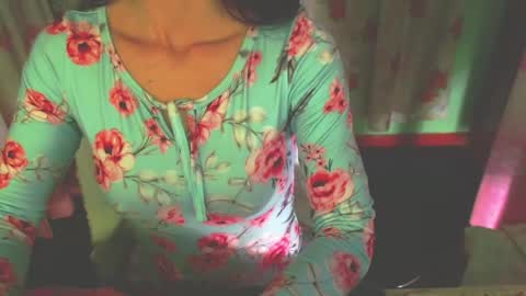 Snapshot of lisstaylor chatting on 03-03-25, 01:31 Liss online show from 03-03-25, 01:31