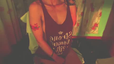 Snapshot of lisstaylor chatting on 03-05-25, 03:29 Liss online show from 03-05-25, 03:29