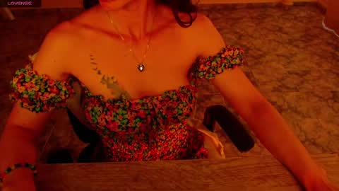 Snapshot of lisstaylor chatting on 09-16-25, 04:30 Liss online show from 09-16-25, 04:30