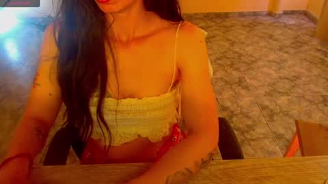 Snapshot of lisstaylor chatting on 09-26-25, 02:54 Liss online show from 09-26-25, 02:54