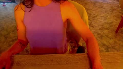 Snapshot of lisstaylor chatting on 09-30-25, 03:28 Liss online show from 09-30-25, 03:28