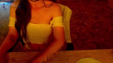 Snapshot of lisstaylor chatting on 10-03-25, 03:25 Liss online show from 10-03-25, 03:25