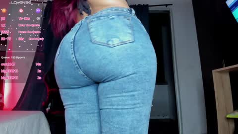 Lissy online show from 12-27-24, 01:22