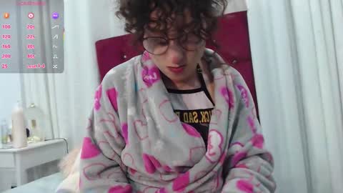  AMY  online show from 10-04-25, 08:18