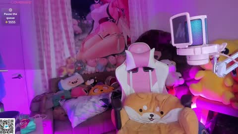 Snapshot of little__ary chatting on 12-22-24, 07:44 little ary online show from 12-22-24, 07:44