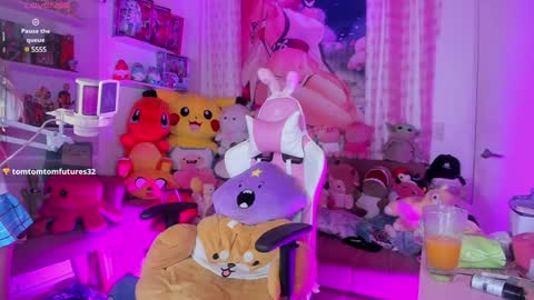 Snapshot of little__ary chatting on 01-26-25, 06:59 little ary online show from 01-26-25, 06:59