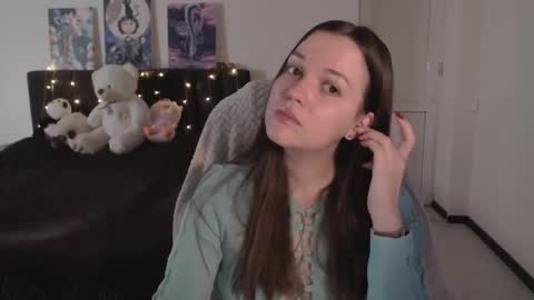 little__flowers online show from 10-23-25, 08:02