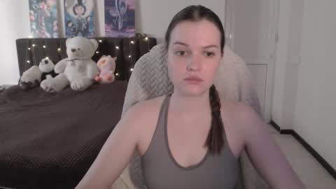 little__flowers online show from 11-02-25, 08:17