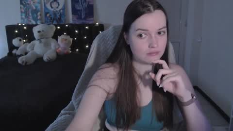 little__flowers online show from 11-29-25, 08:06