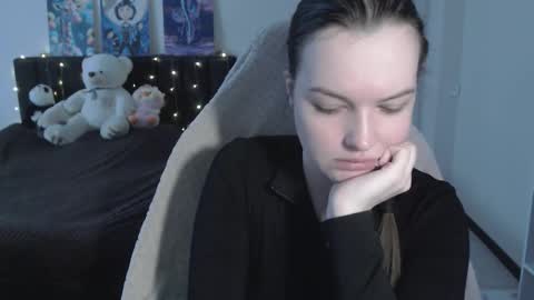 little__flowers online show from 01-18-26, 08:40