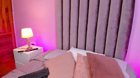 angelica online show from 02-25-26, 07:01