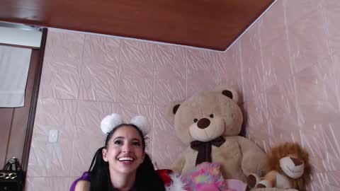 Snapshot of little_angelito2 chatting on 02-23-25, 03:56 TU ANGELITO online show from 02-23-25, 03:56