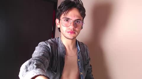 Daniel online show from 12-01-25, 04:06