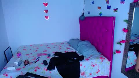 Snapshot of little_flower4you chatting on 03-05-25, 10:21 mai rojas online show from 03-05-25, 10:21