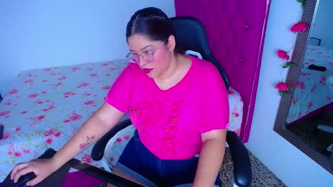 Snapshot of little_flower4you chatting on 03-09-25, 06:54 mai rojas online show from 03-09-25, 06:54