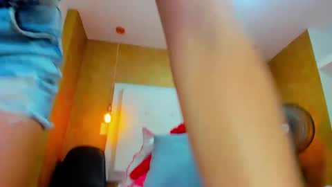   online show from 02-02-25, 05:04