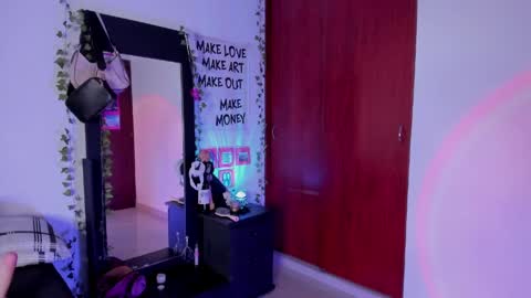 Snapshot of little_kayla_ chatting on 03-30-26, 11:06 kayla Instagram kayla 71082 online show from 03-30-26, 11:06