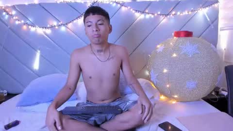 little_kris1 online show from 11-24-25, 12:27