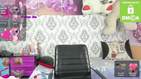 Snapshot of little_letti chatting on 02-27-25, 07:44 Letti online show from 02-27-25, 07:44