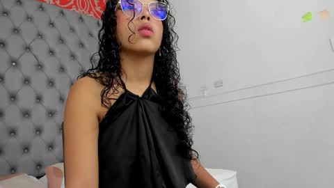 little_lilith_apple online show from 12-23-24, 01:29