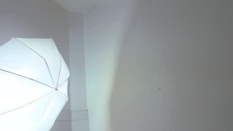 little_lilith_apple online show from 12-04-25, 10:57