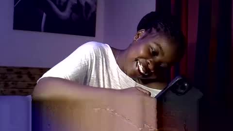 Little Mariah online show from 09-10-25, 07:36