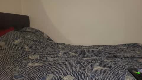 Snapshot of little_sakuraxxx chatting on 01-17-26, 03:22 GiuliaFrancesco online show from 01-17-26, 03:22