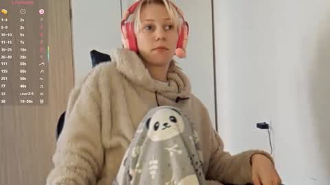 Lana online show from 10-02-25, 08:10