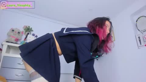 Im Laura. buy my contentcompra mi contenido offline  online show from 01-13-25, 08:26