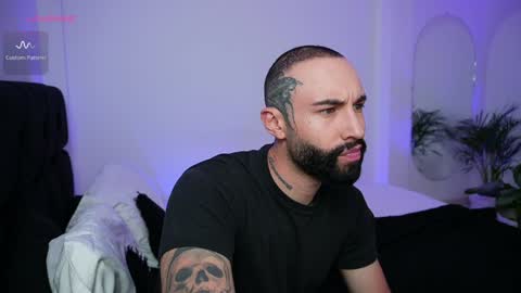 little_vannesaa online show from 01-14-25, 01:47