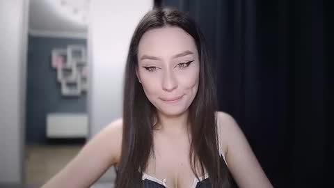 Snapshot of little_witch_777 chatting on 12-04-24, 07:06 Alice online show from 12-04-24, 07:06