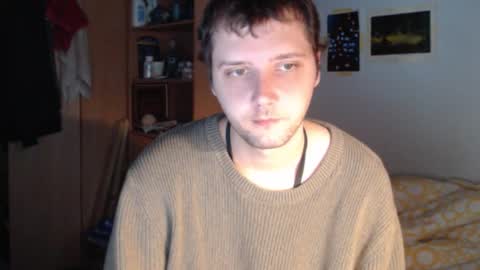 Snapshot of littlealien7 chatting on 09-14-25, 05:06 littlealien7 online show from 09-14-25, 05:06