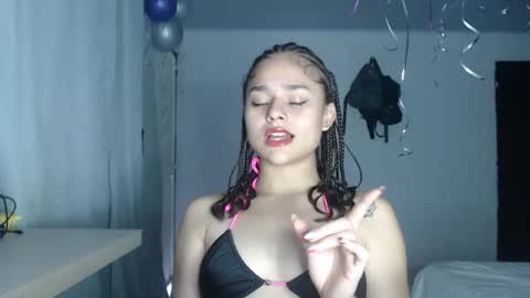 Snapshot of littlecheerry69 chatting on 11-25-25, 03:56 littlecheerry69 online show from 11-25-25, 03:56